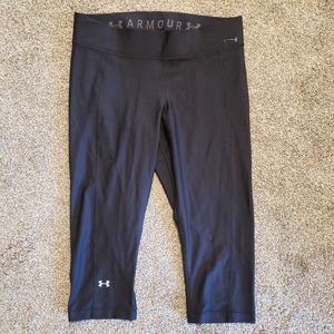 Women's Under Armour black athletic leggings size XL in excellent condition